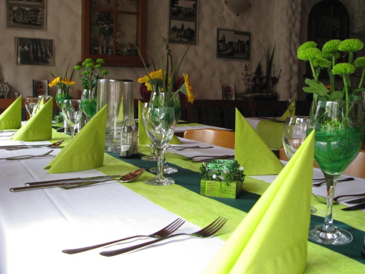 Restaurant / Pension Mainzer Tor อัลส์เฟลด์ ภายนอก รูปภาพ