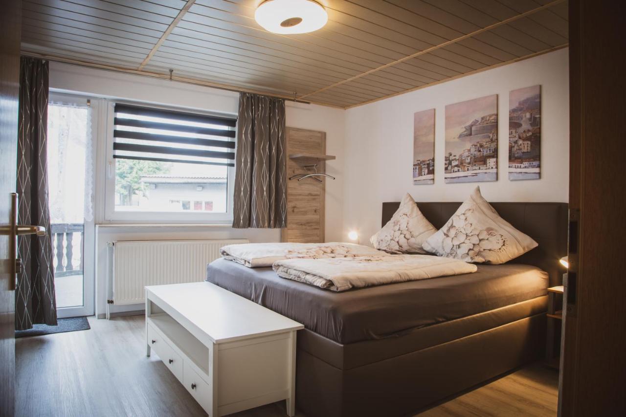 Restaurant / Pension Mainzer Tor อัลส์เฟลด์ ภายนอก รูปภาพ