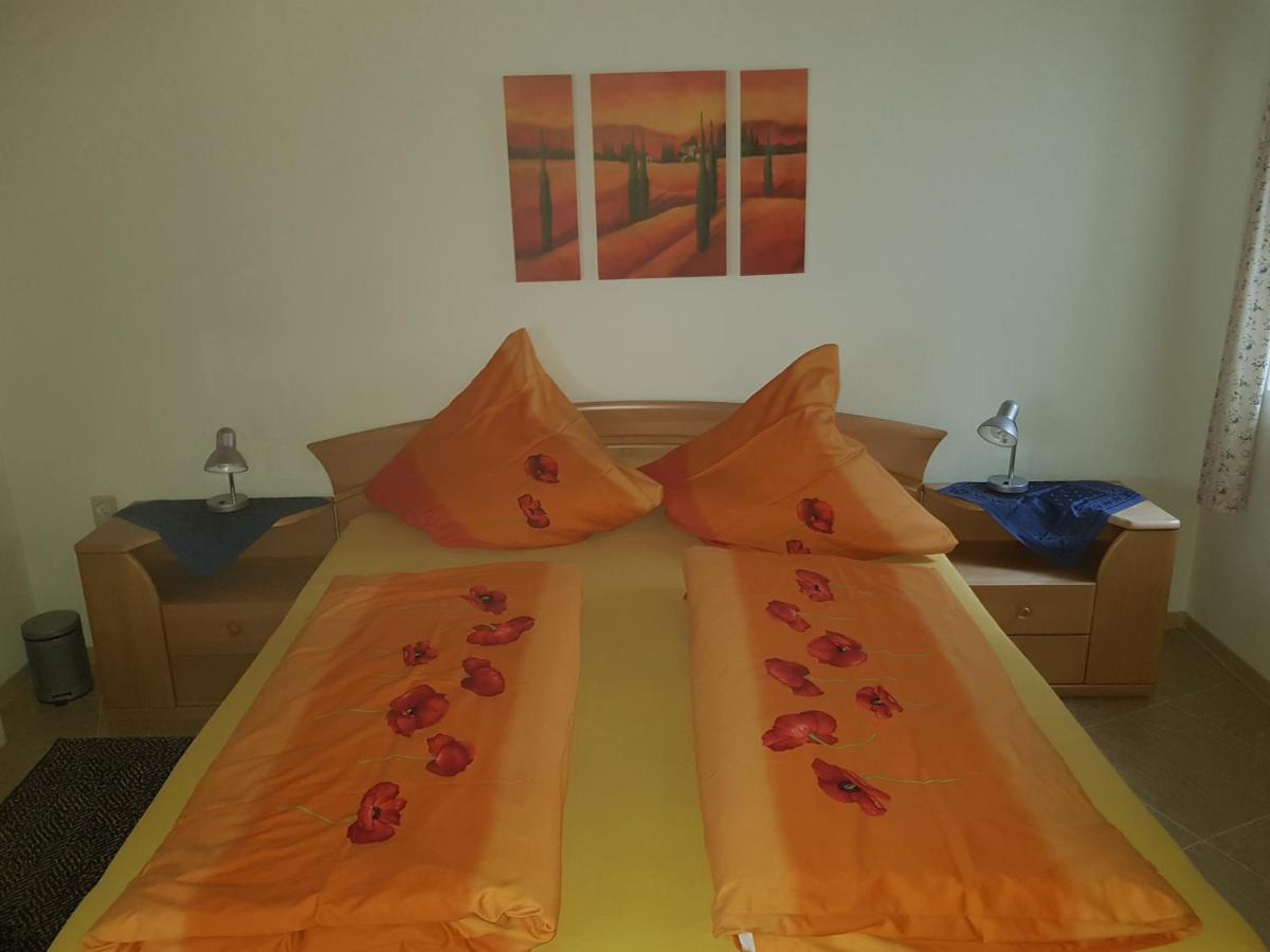 Restaurant / Pension Mainzer Tor อัลส์เฟลด์ ภายนอก รูปภาพ